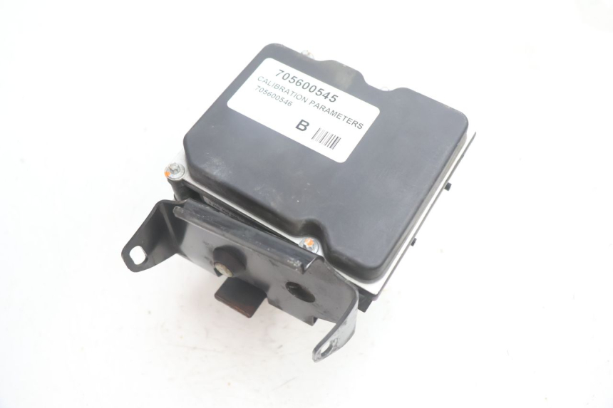 photo de POMPE ABS  CAN-AM SPYDER RS 1000 (2008 - 2012) - Points de fixation