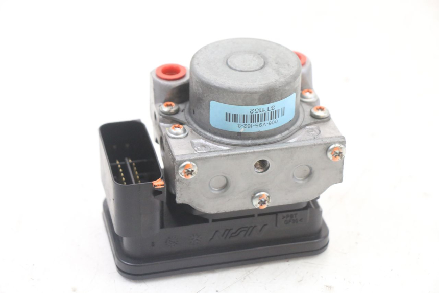 photo de POMPE ABS  SUZUKI BURGMAN 125 (2018 - 2021) - Autre angle de vue