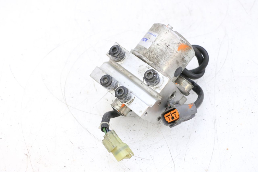 photo de POMPE ABS  YAMAHA TDM ABS 900 (2002 - 2014) - Détail de la pièce