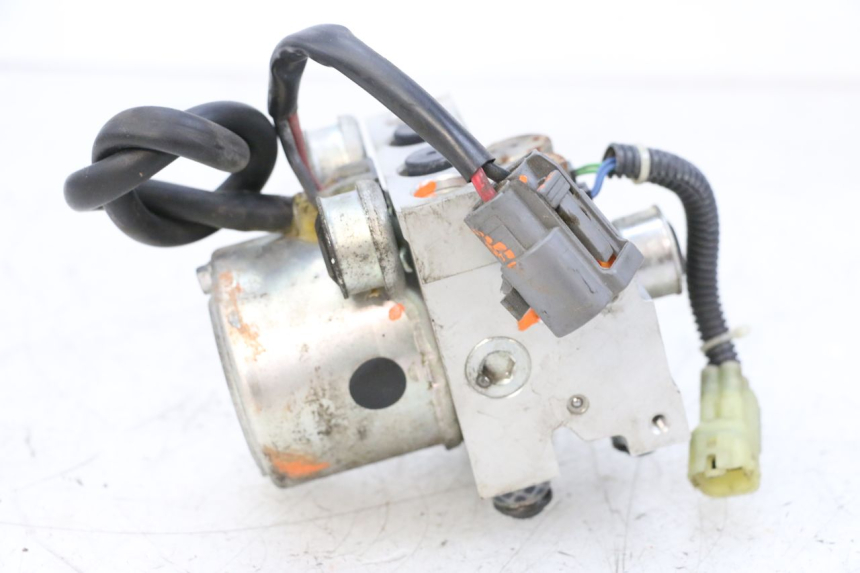 photo de POMPE ABS  YAMAHA TDM ABS 900 (2002 - 2014) - Pièce contrôlée