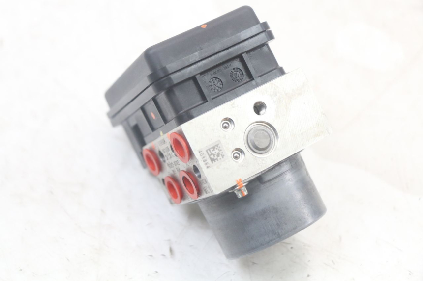 photo de POMPE ABS KAWASAKI VERSYS ABS 650 (2015 - 2018) - Zoom état d’usage