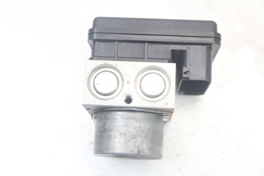 photo de POMPE ABS KAWASAKI VERSYS ABS 650 (2015 - 2018) - Autre angle de vue