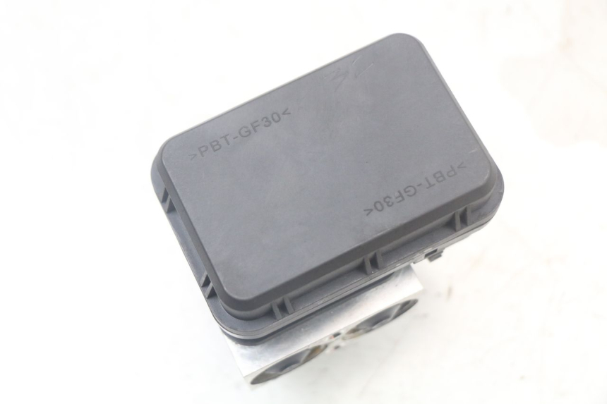 photo de POMPE ABS YAMAHA XMAX X-MAX ABS 125 (2017 - 2020) - État de surface