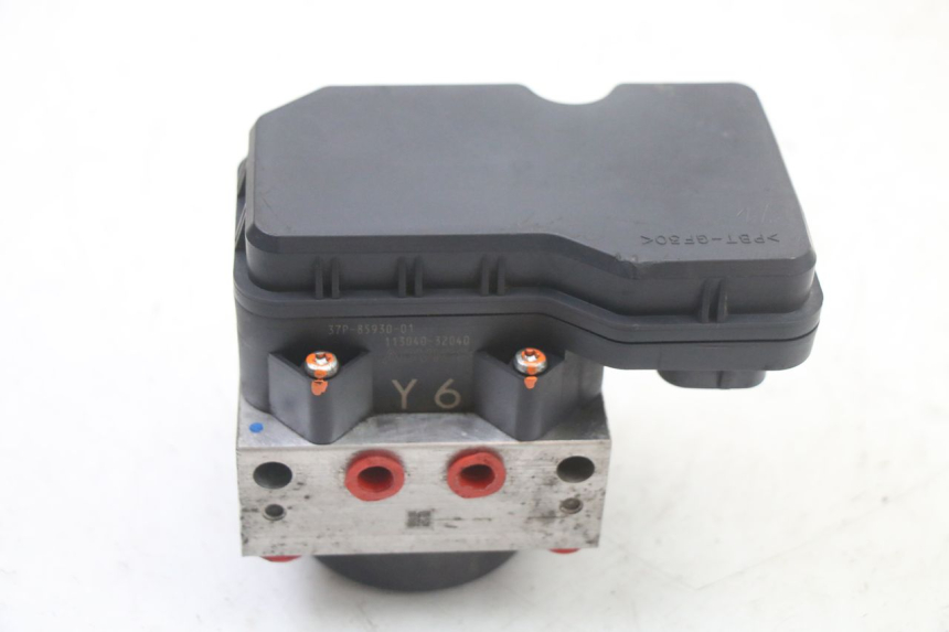 photo de POMPE ABS YAMAHA X-MAX XMAX ABS 250 (2010 - 2012) - État de surface