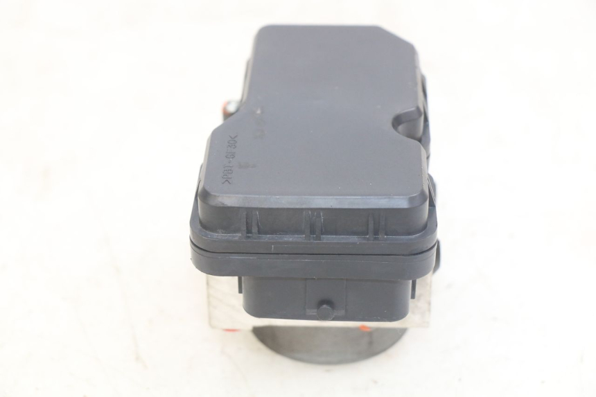 photo de POMPE ABS YAMAHA X-MAX XMAX 125 (2010 - 2013) - Vue d’ensemble