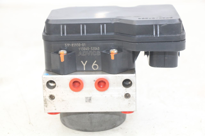 photo de POMPE ABS YAMAHA X-MAX XMAX 125 (2010 - 2013) - État de surface