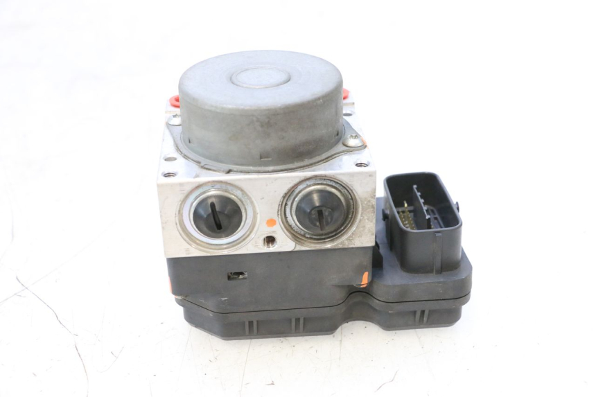 photo de POMPE ABS YAMAHA X-MAX XMAX 125 (2010 - 2013) - Vue principale