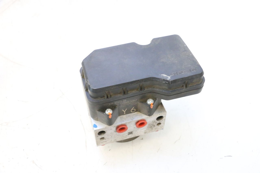 photo de POMPE ABS YAMAHA X-MAX XMAX 125 (2010 - 2013) - Points de fixation