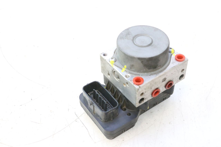 photo de POMPE ABS YAMAHA X-MAX XMAX 125 (2010 - 2013) - Vue d’ensemble