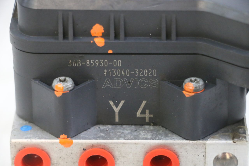 photo de POMPE ABS  YAMAHA XJ6 ABS 600 (2008 - 2016) - Marquages et références