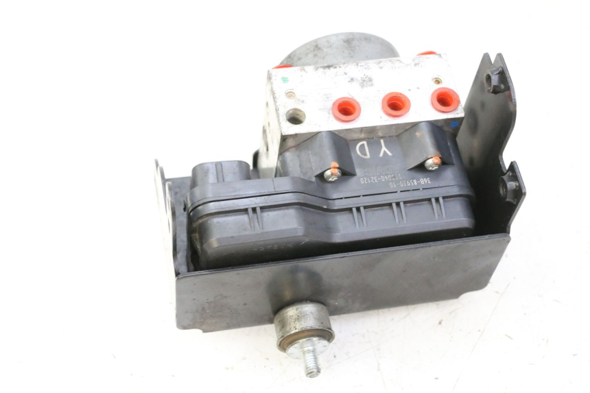 photo de POMPE ABS  YAMAHA XJ6 ABS 600 (2008 - 2016) - Détail de la pièce