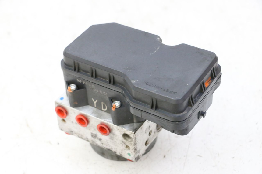 photo de POMPE ABS  YAMAHA XJ6 ABS 600 (2008 - 2016) - Détails caractéristiques