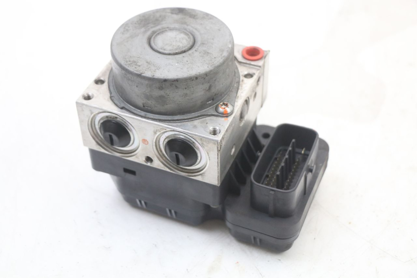 photo de POMPE ABS  YAMAHA XJ6 ABS 600 (2008 - 2016) - Vue principale