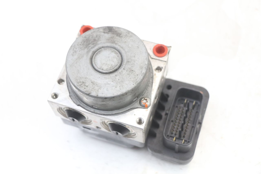 photo de POMPE ABS  YAMAHA XJ6 ABS 600 (2008 - 2016) - Détail de la pièce