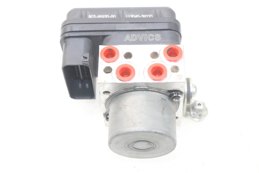 photo de POMPE ABS  YAMAHA YP T-MAX TMAX 530 (2017 - 2020) - Marquages et références