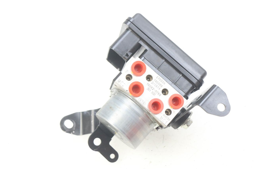 photo de POMPE ABS KAWASAKI Z 650 (2016 - 2019) - Détail de la pièce