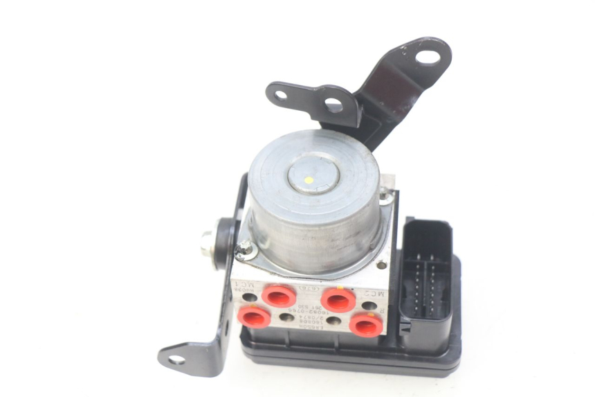 photo de POMPE ABS KAWASAKI Z 650 (2016 - 2019) - Vue d’ensemble