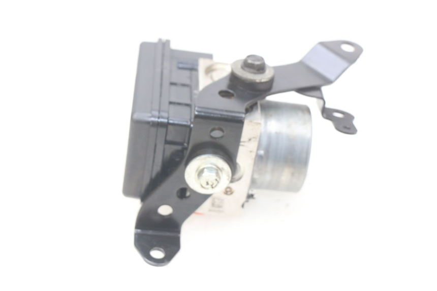 photo de POMPE ABS KAWASAKI Z 650 (2016 - 2019) - État de surface