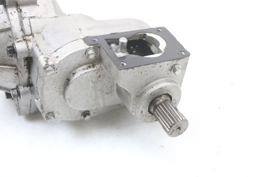 photo de PONT AVANT HYTRACK HY S 4X4 410 (2013 - 2016) - Gros plan technique