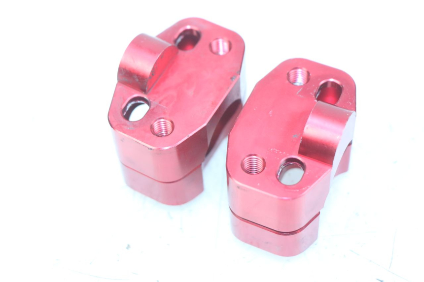 photo de PONTET DE GUIDON HONDA CR 125 (1995 - 1997) - Autre angle de vue