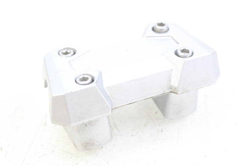 photo de PONTET DE GUIDON SYM CROX 4T 50 (2016 - 2023) - Autre angle de vue