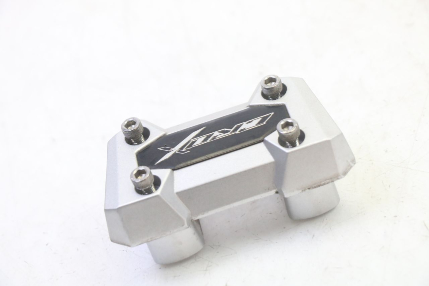 photo de PONTET DE GUIDON SYM CROX 4T 50 (2016 - 2023) - Autre angle de vue