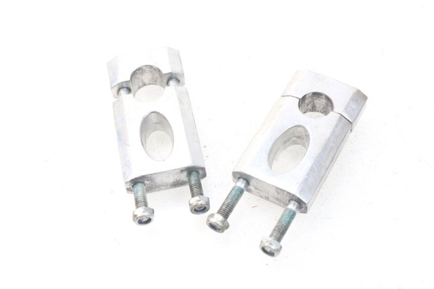 photo de PONTET DE GUIDON CCR DIRT BIKE 125 - Détail de la pièce