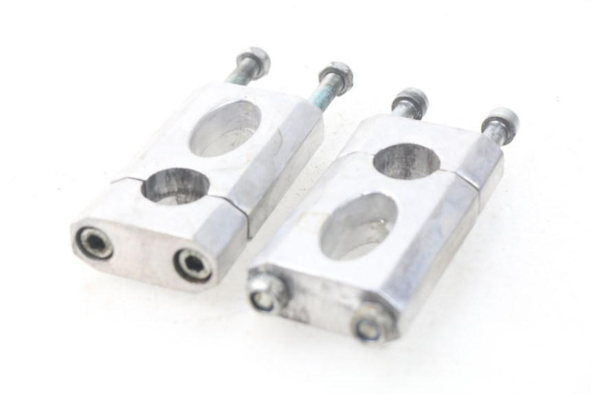 photo de PONTET DE GUIDON CCR DIRT BIKE 125 - Autre angle de vue