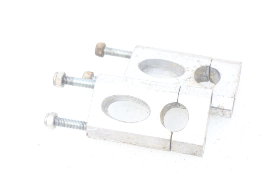 photo de PONTET DE GUIDON CCR DIRT BIKE 125 - Détail de la pièce