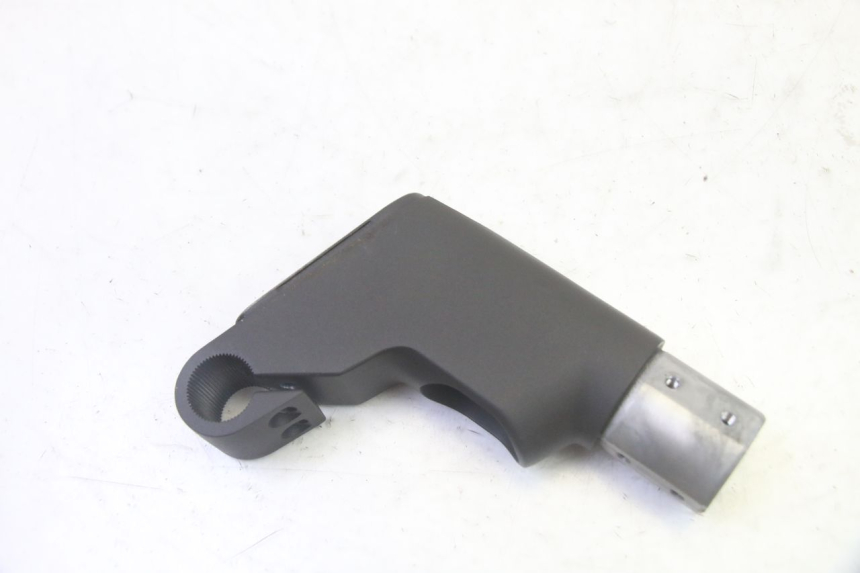 photo de PONTET DE GUIDON SEGWAY NINEBOT F65I 1 - Points de fixation