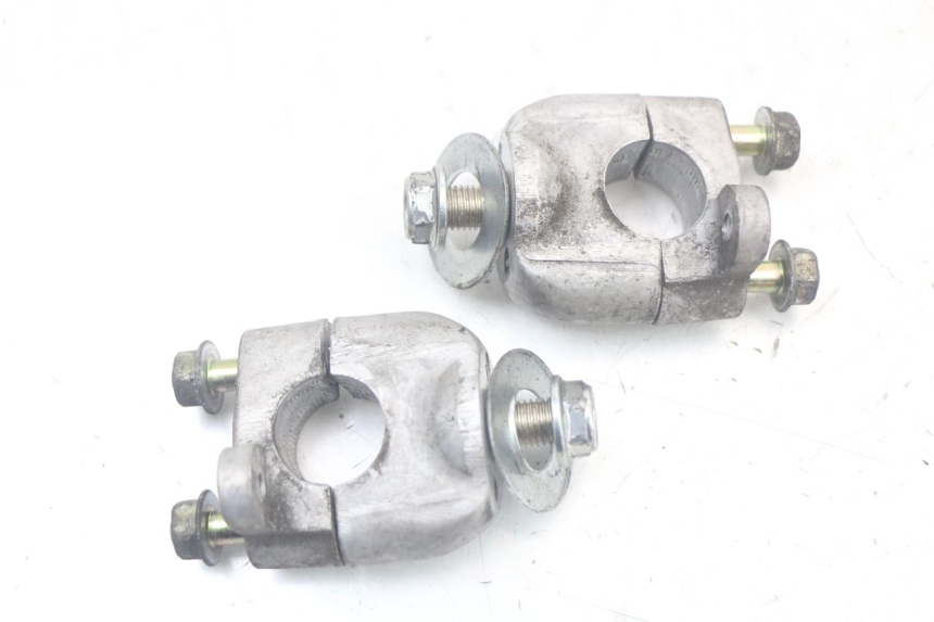 photo de PONTET DE GUIDON HONDA FJS SILVERWING SILVER WING 600 (2001 - 2010) - Vue principale