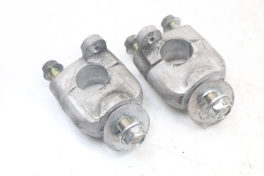 photo de PONTET DE GUIDON HONDA FJS SILVERWING SILVER WING 600 (2001 - 2010) - Vue d’ensemble