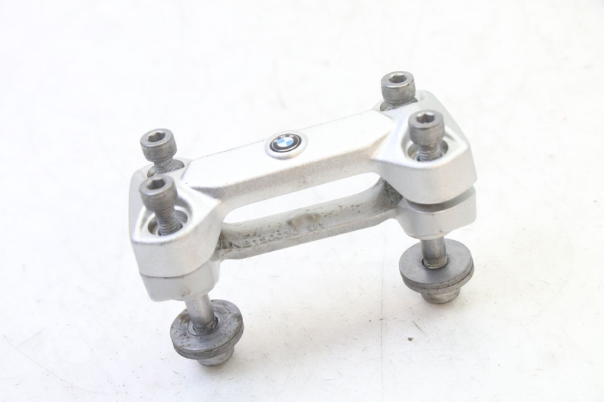 photo de PONTET DE GUIDON BMW G310 R 310 (2016 - 2020) - Vue principale