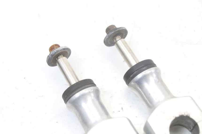 photo de PONTET DE GUIDON HONDA VT C2 SHADOW 750 (1997 - 2001) - Zoom état d’usage