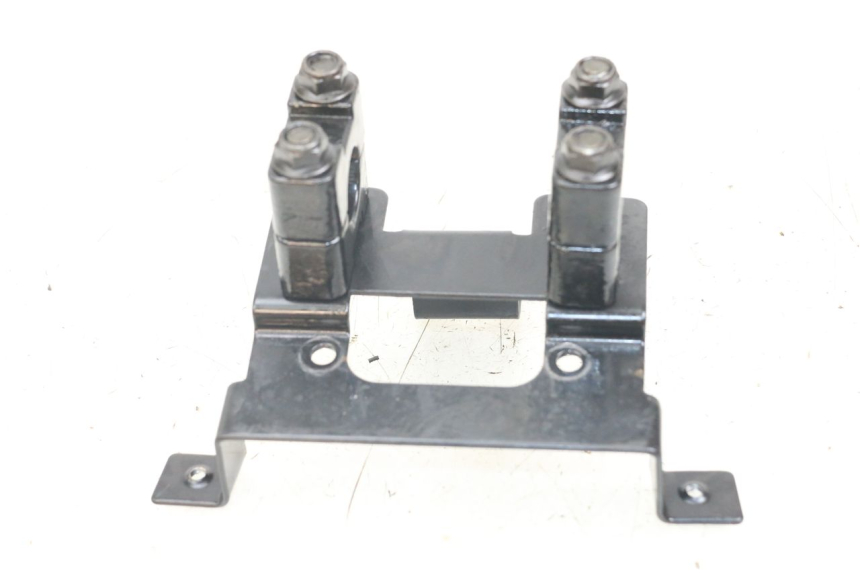 photo de PONTET DE GUIDON HYTRACK HY S 4X4 410 (2013 - 2016) - Zoom état d’usage