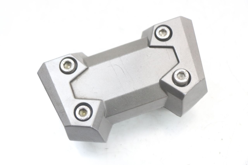 photo de PONTET DE GUIDON SYM JET 14 4T 50 (2018 - 2022) - Autre angle de vue