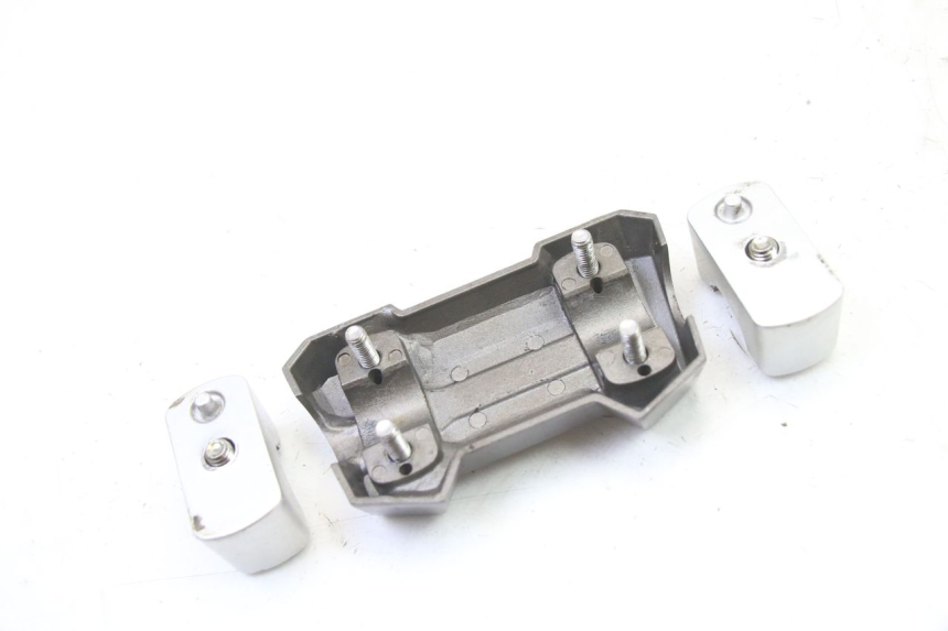 photo de PONTET DE GUIDON SYM JET 14 4T 50 (2018 - 2022) - Zoom état d’usage