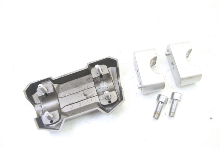 photo de PONTET DE GUIDON SYM JET 14 4T 50 (2018 - 2022) - Autre angle de vue