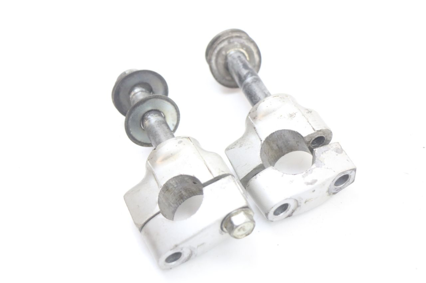 photo de PONTET DE GUIDON KAWASAKI KDX 125 (1990 - 1991) - Vue principale