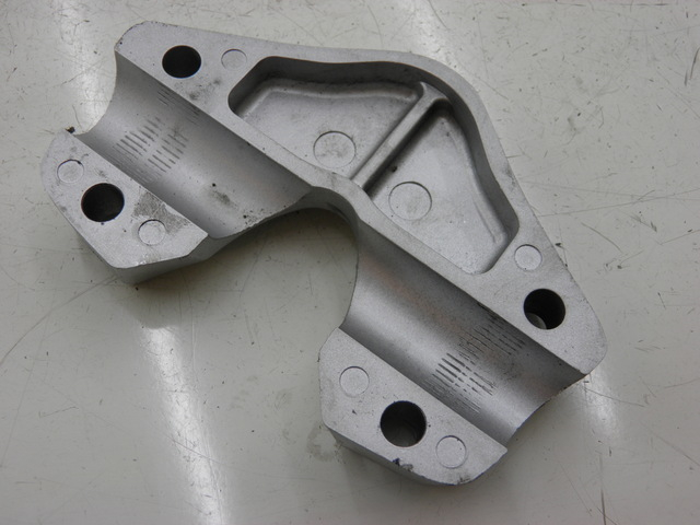 photo de PONTET DE GUIDON KYMCO QUANNON NAKED 125 (2010) - Zoom état d’usage