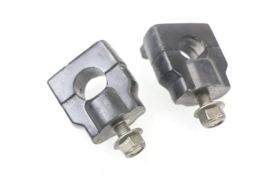 photo de PONTET DE GUIDON LIFAN LF125ST-A 125 - Vue principale