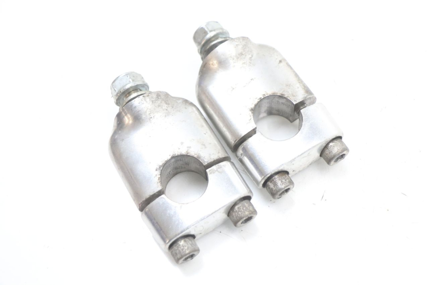 photo de PONTET DE GUIDON HONDA PCX (JF28) 125 (2009 - 2011) - Zoom état d’usage