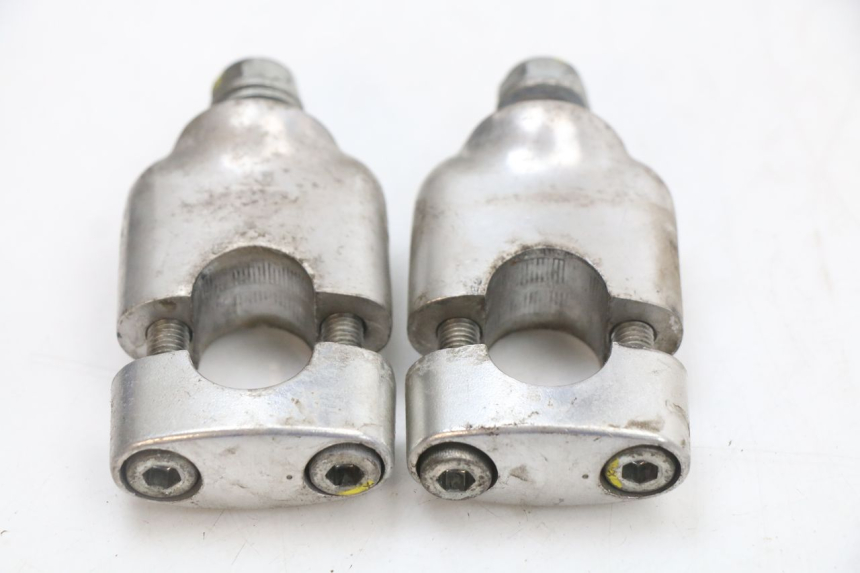 photo de PONTET DE GUIDON HONDA PCX (JF47) 125 (2012 - 2013) - Autre angle de vue