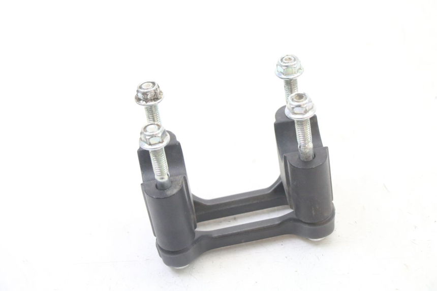 photo de PONTET DE GUIDON SMALL MX THUNDER 250 - Autre angle de vue