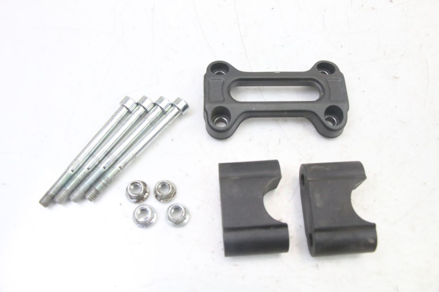 photo de PONTET DE GUIDON SMALL MX THUNDER 250 - Gros plan technique