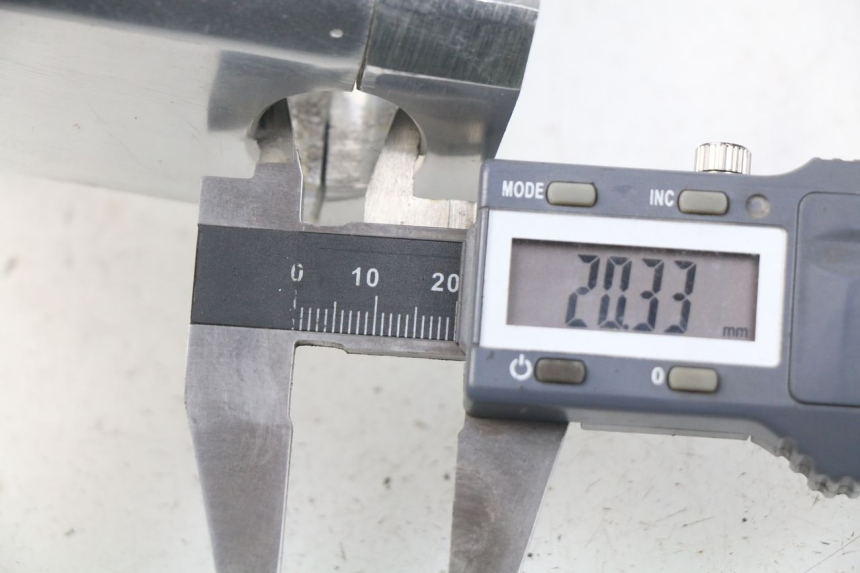 photo de PONTET DE GUIDON NITRO MOTORS STORM DIRTBIKE 110 - Détail de la pièce