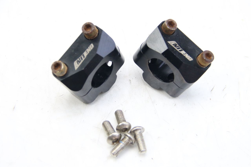 photo de PONTET DE GUIDON APRILIA SX 50 (2011 - 2017) - Vue principale