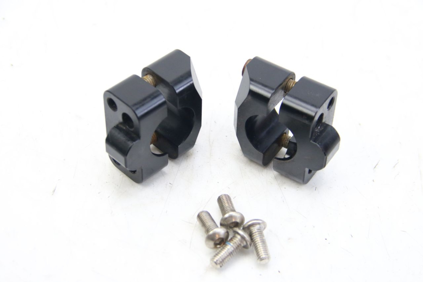 photo de PONTET DE GUIDON APRILIA SX 50 (2011 - 2017) - Zoom état d’usage