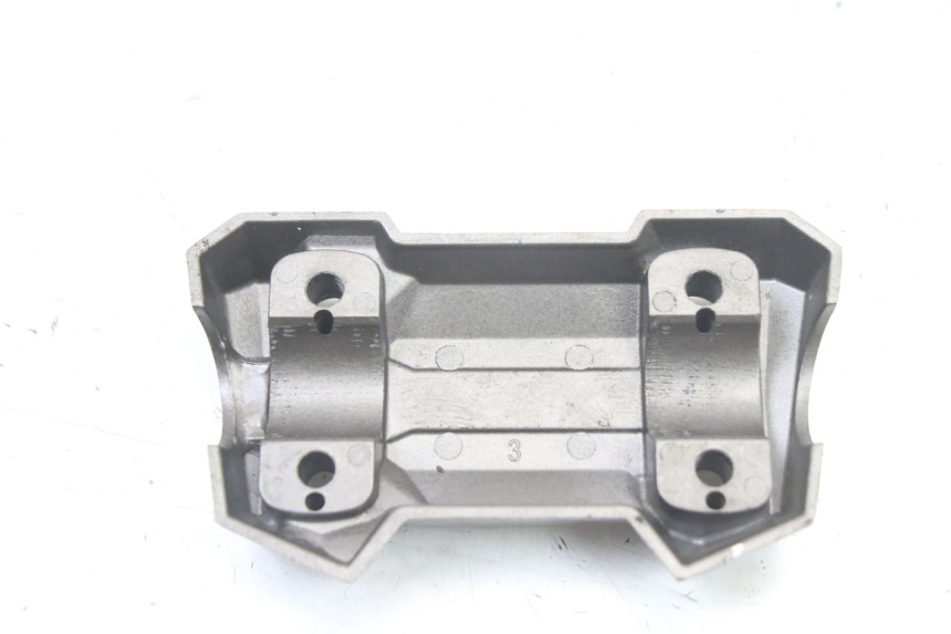 photo de PONTET DE GUIDON SYM JET 14 4T 50 (2018 - 2022) - Zoom état d’usage