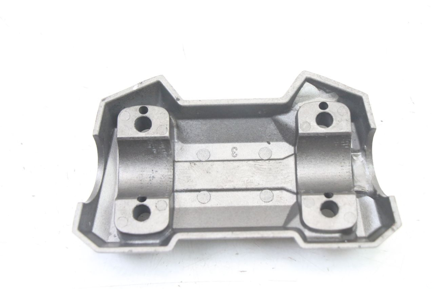 photo de PONTET DE GUIDON SYM JET 14 4T 50 (2018 - 2022) - Autre angle de vue